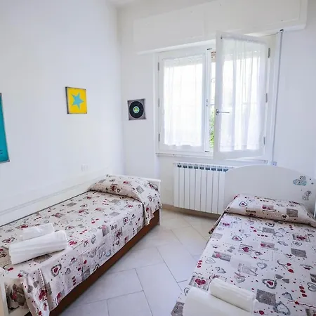 Villino Cecilia - 3 Bedrooms - Tuscanyinstyle Apartamento